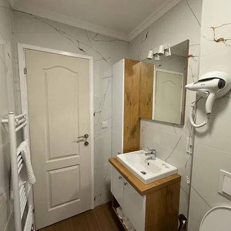 Golden Key Apartment *