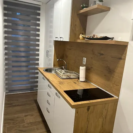 Golden Key Apartment *
